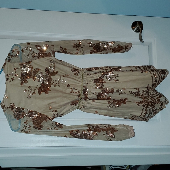 Deepcut V Clubbing Romper - Picture 2 of 4